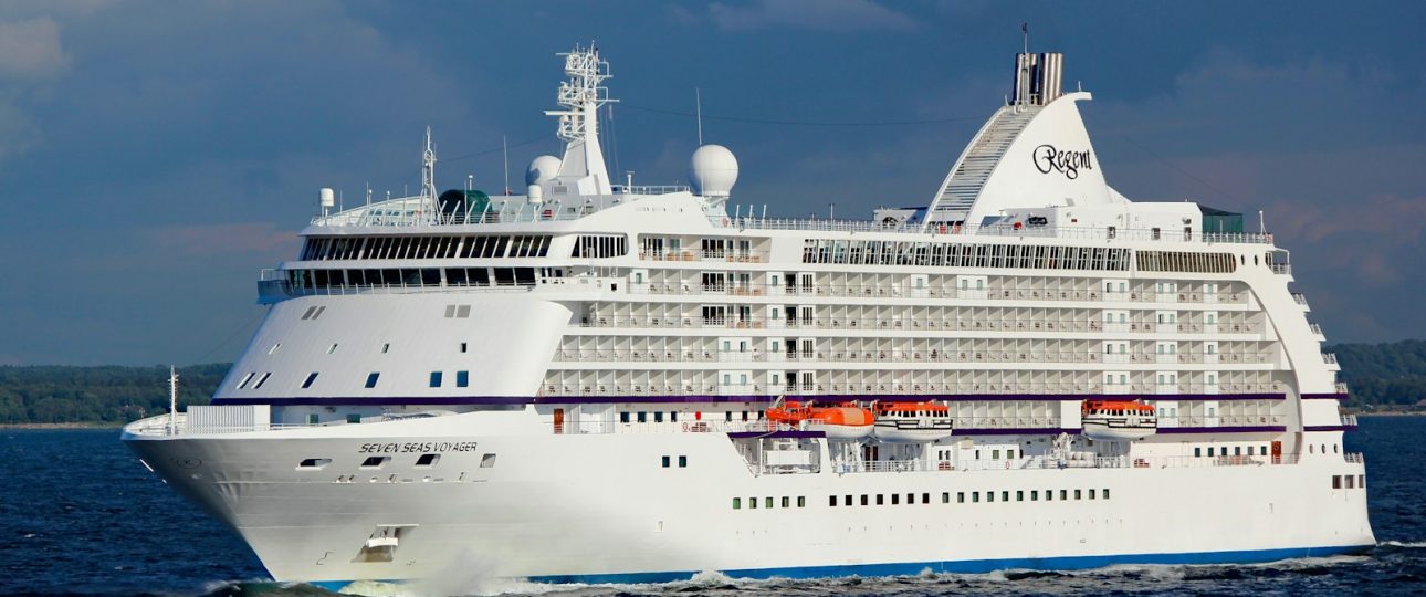 white cruise ship