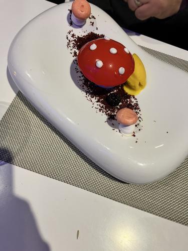 Wonderland Dining